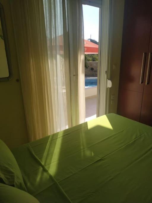 Greek Style Ground Floor Apartment & Pool Ialysós Eksteriør bilde