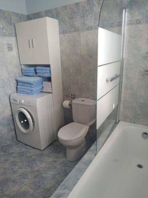 Greek Style Ground Floor Apartment & Pool Ialysós Eksteriør bilde