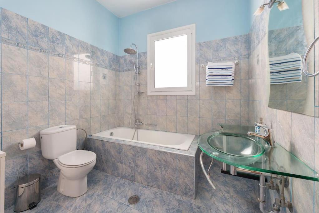 Greek Style Ground Floor Apartment & Pool Ialysós Eksteriør bilde