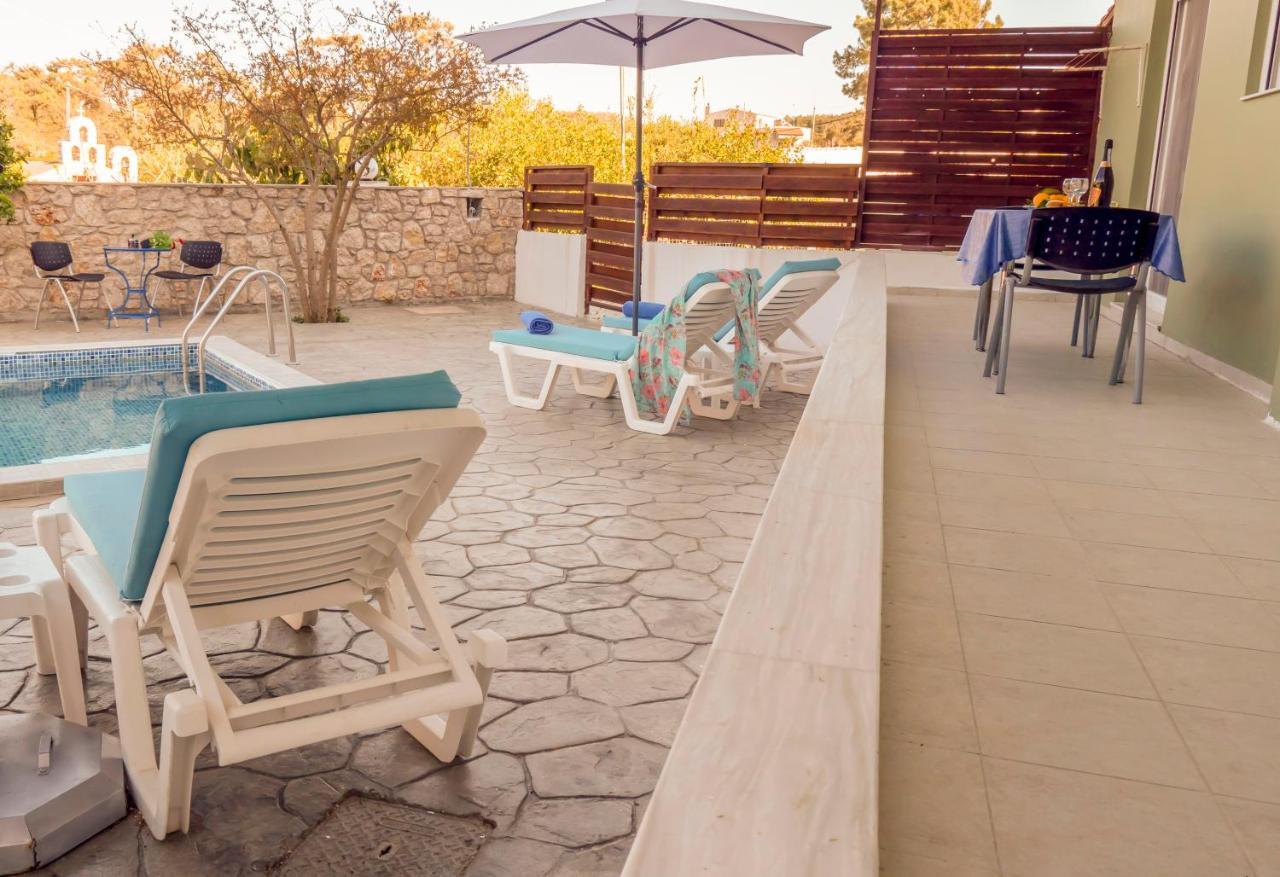 Greek Style Ground Floor Apartment & Pool Ialysós Eksteriør bilde